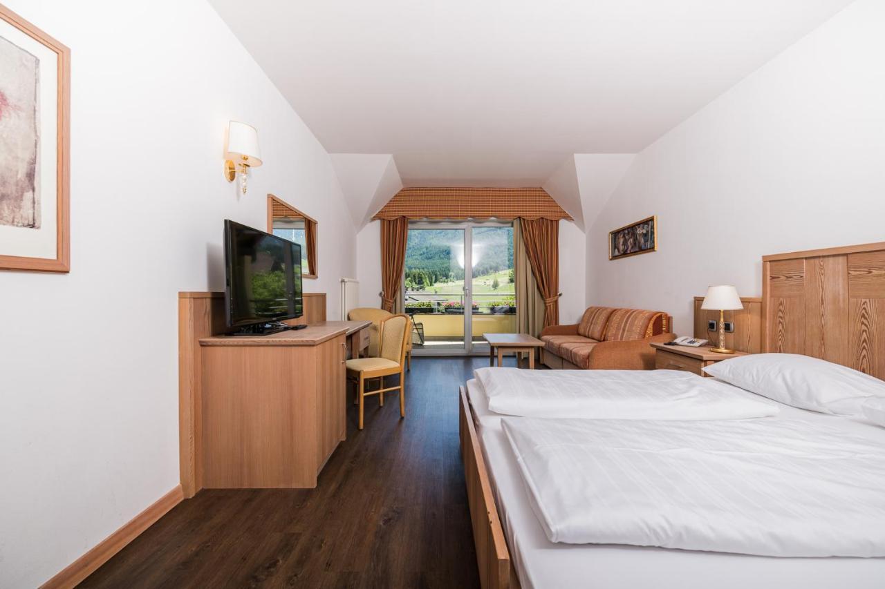 Hotel Kronplatz 3*